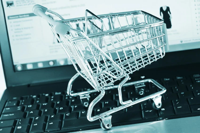 Wartościowe możliwości online w sklepach internetowych, czyli co poza kupowaniem